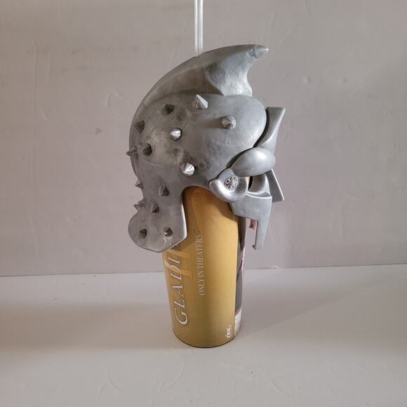 Gladiator Cup 32oz with Helmet Lid - Like New! - Picture 4 of 10